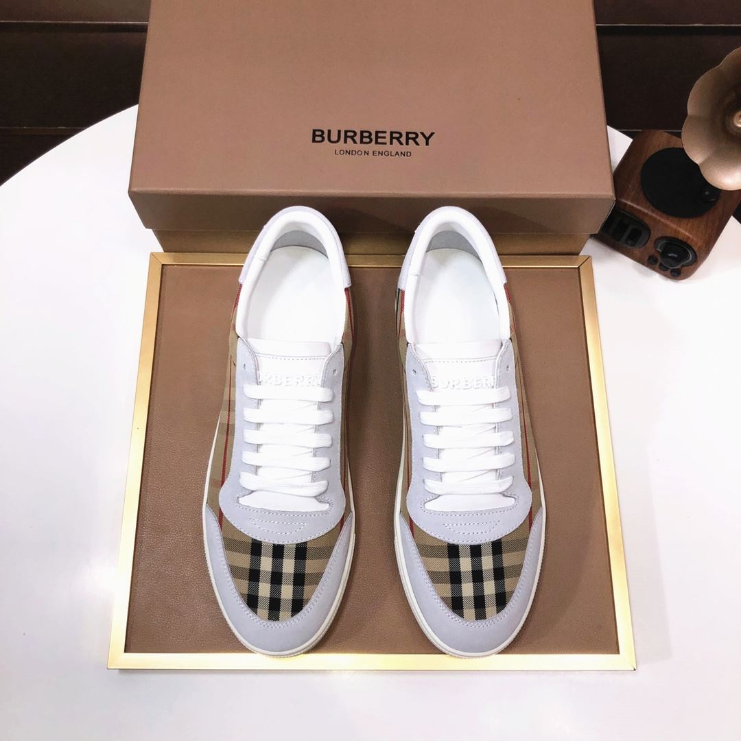 Burberry Low Shoes